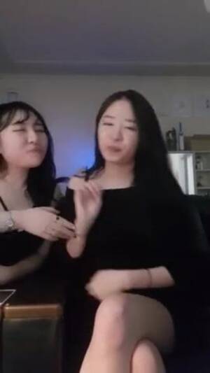 Korean Female Lesbian Porn - Who are they? Help | Korean lesbians kissing