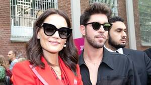 Katie Holmes Wet Pussy - Katie Holmes Spotted With Mystery Man After Jamie Foxx Split: Pics â€“  Hollywood Life