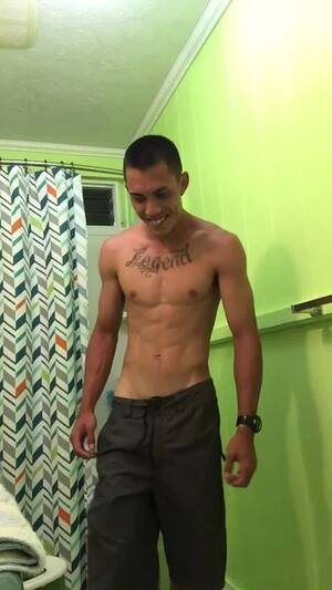 Hawaiian Men Porn - VERBAL HAWAIIAN SURFER MAKES YOU DROOL FOR HIS COCK - ThisVid.com