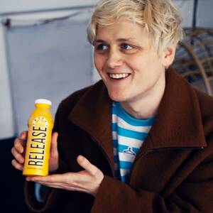 Male Piss Art Porn - Amazon Let Its Drivers' Urine Be Sold as an Energy Drink | WIRED