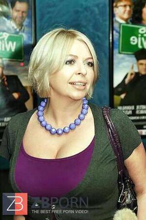 Mature Actress - Violetta Arlak - grind mature actress - ZB Porn