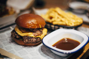 Flipping Burgers - dip_n_flip_015