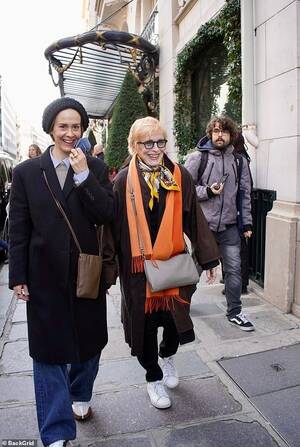 Holland Taylor Porn Captions - Elizabeth Taylor Naked - XXGASM