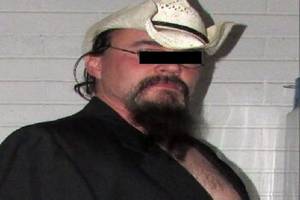 Meth Bride Porn - El Rancho Negro, Chihuahua: Meth, Death, and Porn Cult