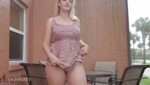 Blonde Carrie Porn - Carrie Blonde with puffy forms reveals her body, uploaded by Queeliee