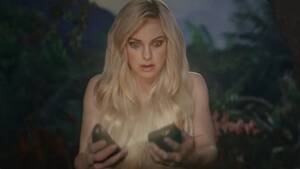 Anna Faris Big Tits - Anna Faris goes TOPLESS in teaser for her first-ever Super Bowl 2023  commercial for avocados | Daily Mail Online