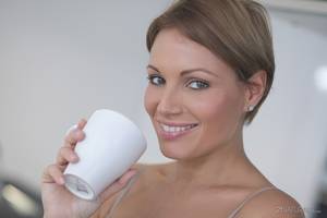 Lauren Ebony Porn - Szilvia Lauren making love with black guy.