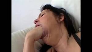 lesbian mouth fist - Fisting mouth - XVIDEOS.COM