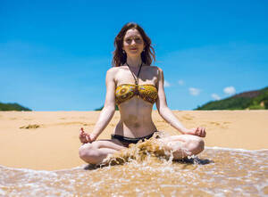 crystal beach texas nude - America's Best Nude Beaches for Hippies (PHOTOS) - Thrillist