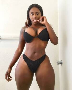 Hot Curvy Black Porn - Curvy Black Porn Pics - PICTOA