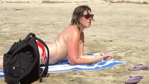 Milf Big Tits Beach Voyeur - Watch busty milf on beach showing big tits - Voyeur, Candid, Big Boobs Porn  - SpankBang