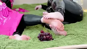 Lesbian Food Foot Fetish - Foot Fetish and Food Fetish Lesbian | xHamster