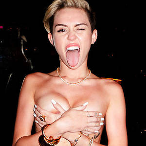 Miley Cyrus Porn Bondage - Weekly updates. Miley Cyrus Photo Gallery porn ...