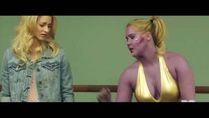 Amy Schumer Lesbian Bdsm - Amy Schumer in MTV Movie Awards - - XVIDEOS.COM