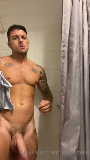 huge uncut cocks posing - Big dick: Big uncut cock after shower - ThisVid.com
