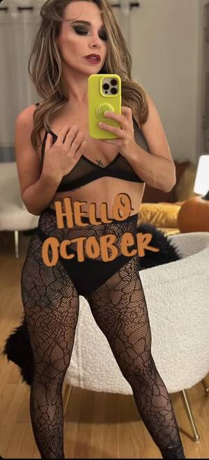 jessica biel upskirt - Danielle Harris: Halloween 4/5/RZ1&2 : r/CelebrityHorror