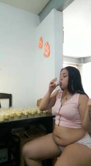 Mexican Webcam Bbw Belly Porn - Latina bellystuffing - ThisVid.com