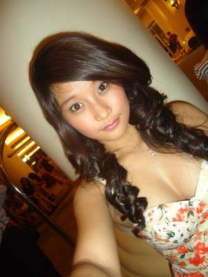 asian cleavage nude - 