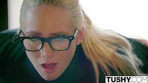 interracial blacks on blondes glasses - Blonde realizes dream of having interracial sex with two black porn bulls |  AREA51.PORN