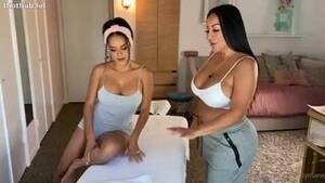 kiara mia massage - Kiara Mia X Daisy Marie massage - Thothub