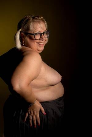 fat granny no tits - BBW Small Boobs Porn Pics & Naked Photos - PornPics.com