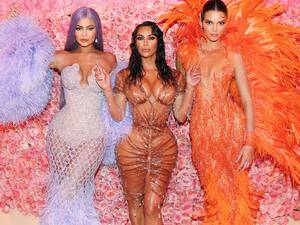 Ariana Grande Porn Creampie - Kim Kardashian, Kylie and Kendall Jenner Among Most Searched for  Celebrities on Pornhub in 2019