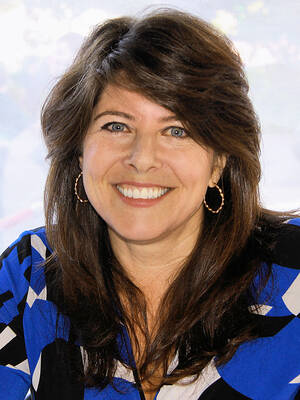 examines his slutty student - Naomi Wolf - Wikipedia