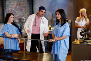 doctor nurse threesom - Naughty doctor and nurse have a threesome with hospital patient Porn  Pictures, XXX Photos, Sex Images #2536748 - PICTOA