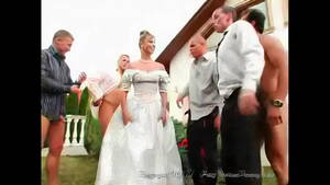 bride interracial facial - The Bride's Facials - XVIDEOS.COM