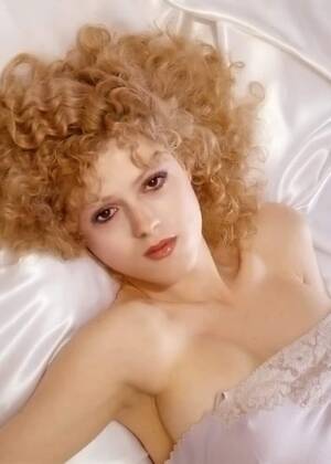 Bernadette Peters Porn - Bernadette Peters - Free pics, galleries & more at Babepedia