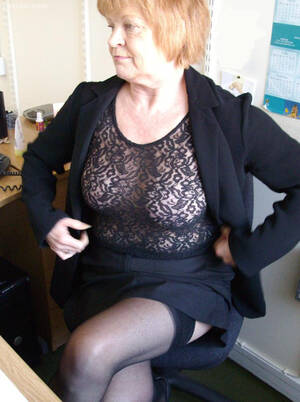 amateur mature secretary - Sexy Mature Secretary - Dogging On Yuvutu Homemade Amateur Porn Movies And  XXX Sex Videos