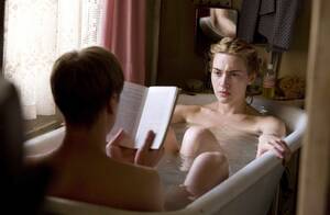 Kate Winslet Porn - Kate Winslet reveals she's been forced to tell off 'handsy' co-stars on set  in 'awkward' sex scenes | The Irish Sun