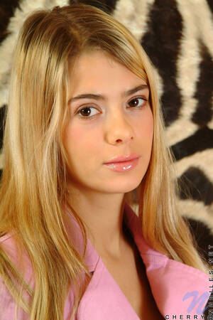 Cherri Nubiles - Nubiles - Cherry's Model Profile