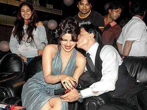 indian priyanka sex - Unpopular opinion- Priyanka Chopra would have look way hotter than Deepika  opposite SRK in Pathan. : r/BollyBlindsNGossip