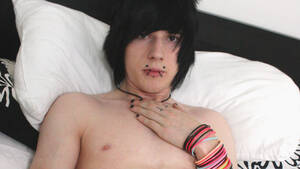 Emo Gay Porn Stars - EmoNetwork :: Gay Emo - Emo twinks Gay Porn Movies and Pictures, now with  670 episodes Josh Osbourne Model Profile: Josh+Osbourne