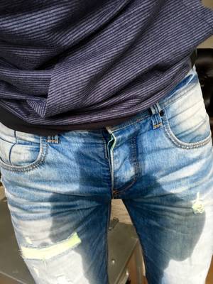 Men Pissing Pants Porn - Male desperation male peeing pants