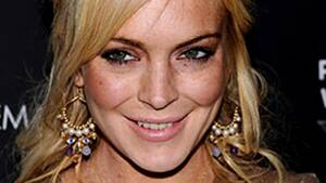 lindsay lohan cumshot - Lindsay Lohan a pozat NUD, iar imaginile au ajuns pe internet! Cum arata  actrita topless