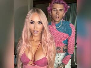 Butt Fuck Megan Fox - Megan Fox Goes Nearly Naked In Thirst Trap Photos