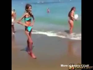 hyper penis anal - Extreme Anorexic Girl In Bikini