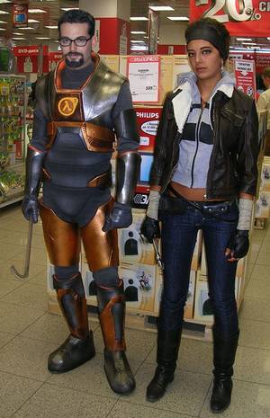 Half Life 2 Alyx Porn Raptor - Dr Gordon Freeman and Alex Vance Half Life cosplay!