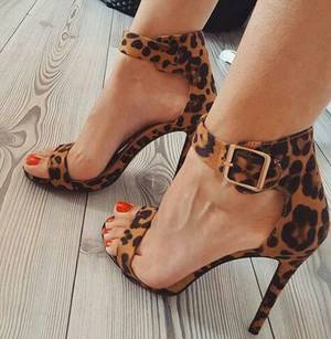 high heel shoes - Male Who Loves Nylon Footjobs And High Heel Shoejo : Photo