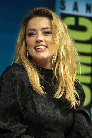 April Hunter Sexy - Amber Heard - Wikipedia