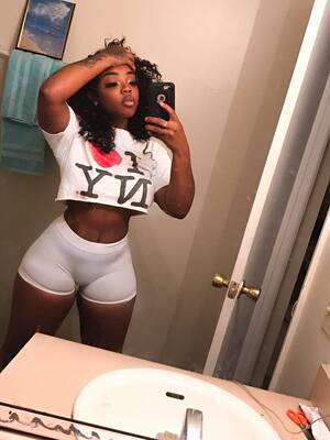 naked black girls in bathroom mirror - Big ass black girl - 66 photo