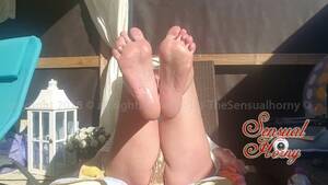 mature feet videos - Feet Fetish Video, Enjoy Soft Mature Feet, Oiling And Massage - xxx Mobile Porno  Videos & Movies - iPornTV.Net