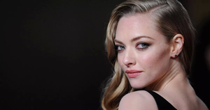 Cartoon Porn Amanda Seyfried - Amanda Seyfried lesbian kiss with Megan Fox was 'really sexy' and admits  they have 'similar' styles - Mirror Online