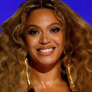 Beyonce Knowles Porn Anal - Beyonce Knowles - Beauty Photos, Trends & News | Allure
