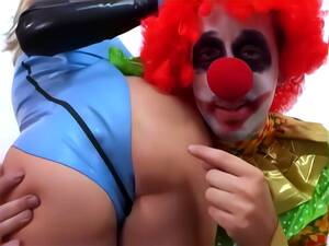 Jodie Moore Porn Gif Doggystyle - Watch Jodie Moore Fucks Clown - 4K - Taboo, Circus, Cowgirl Porn - SpankBang