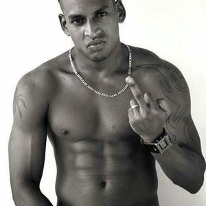 Black Yuri Porn Brazil - 2 replies 3 retweets 22 likes