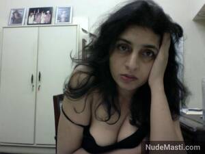 hot indian babe nude chat - Hot Indian Girlfriend With Sexy Boobs Gets Naked On Cam - 10 XXX Pics