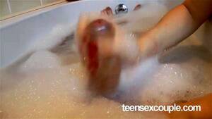 handjob bubble bath - Watch Handjob in Bath - Couple, Amateur, Handjob Porn - SpankBang